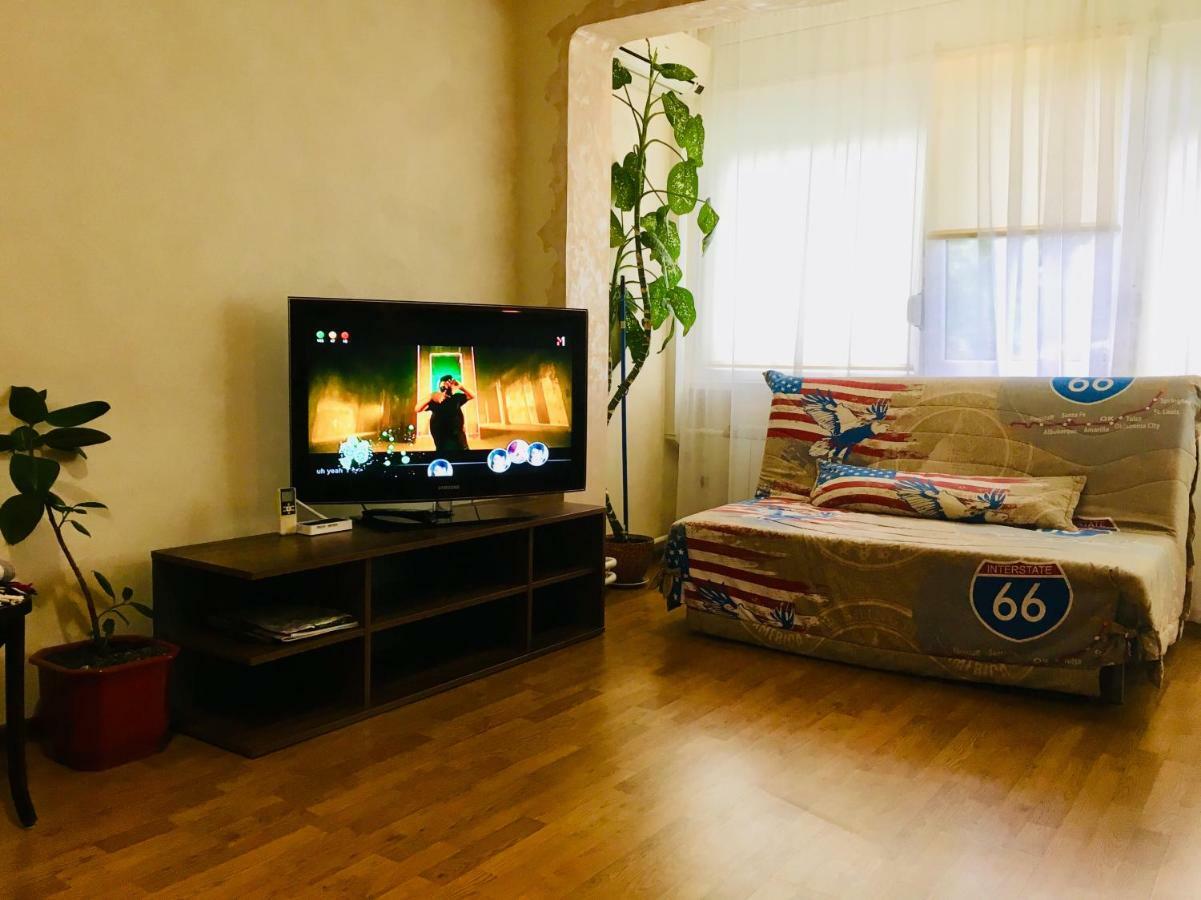 Peremohy Avenue 17 Apartment Kiev Ngoại thất bức ảnh